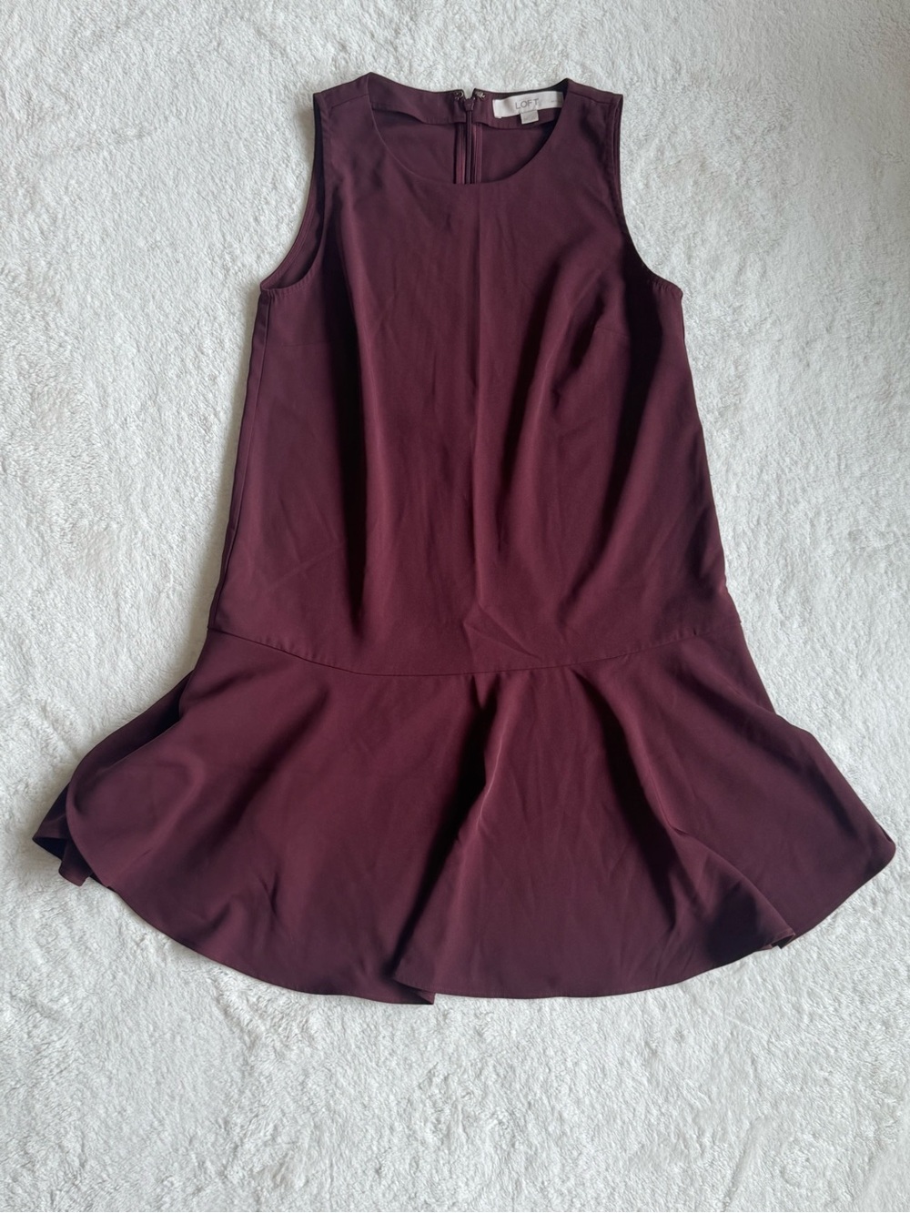 LOFT Petite Burgundy Drop-Waist Flounce Mini Dress — 0P